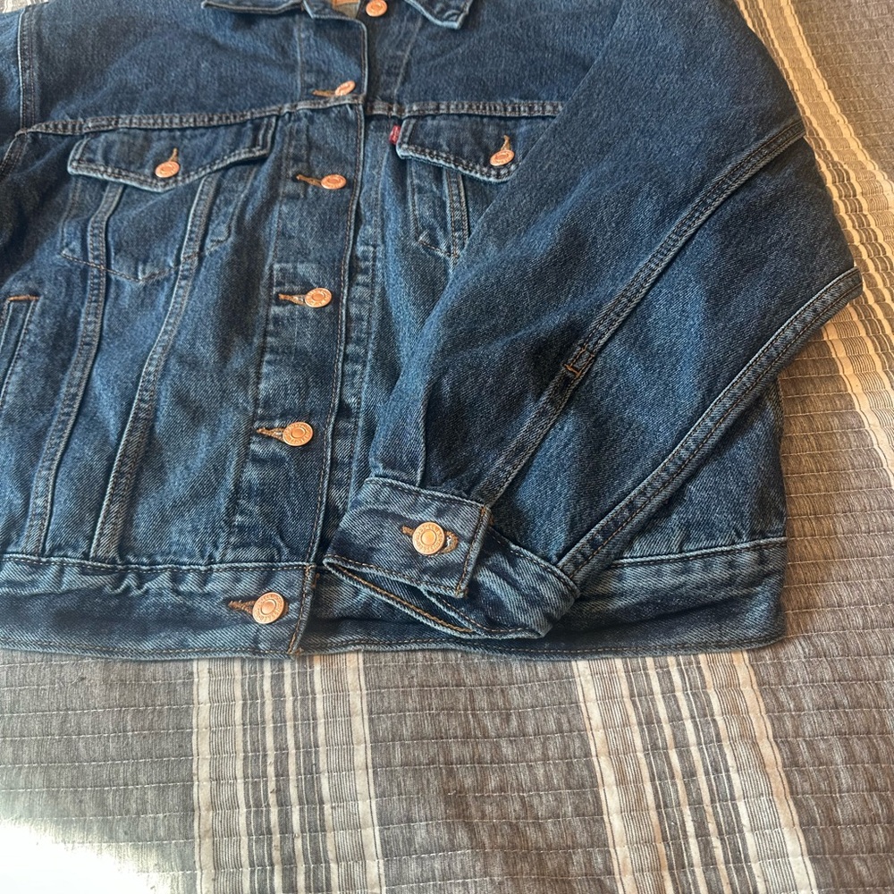 ‘90s TRUCKER JACKET Levi's Classic Blue Jean Jacket - Picture 5 of 13